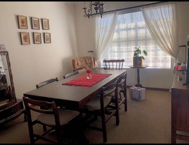 2 BEDROOM TOWNHOUSE FOR SALE IN THREE RIVERS EAST